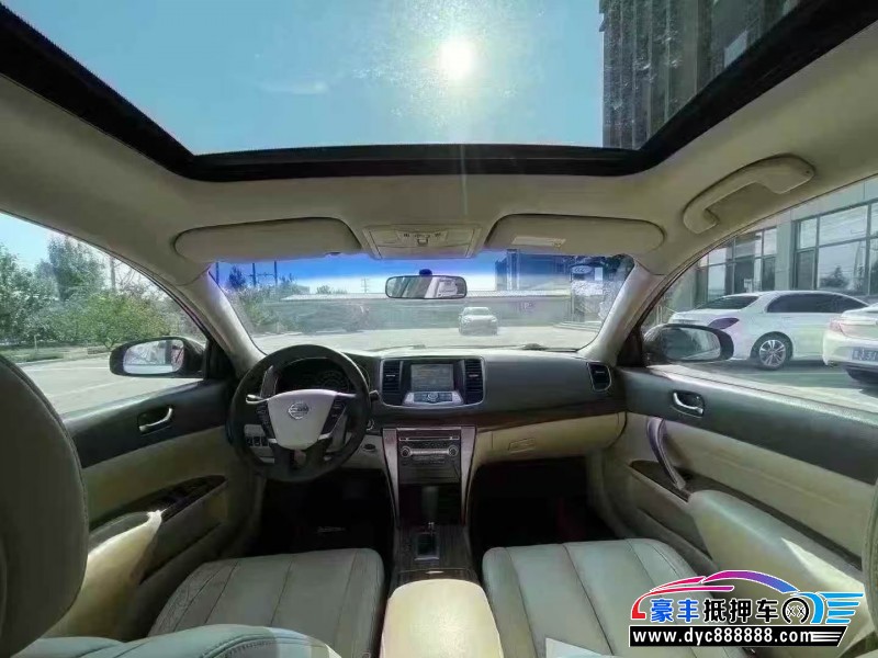 11年日产天籁轿车抵押车出售