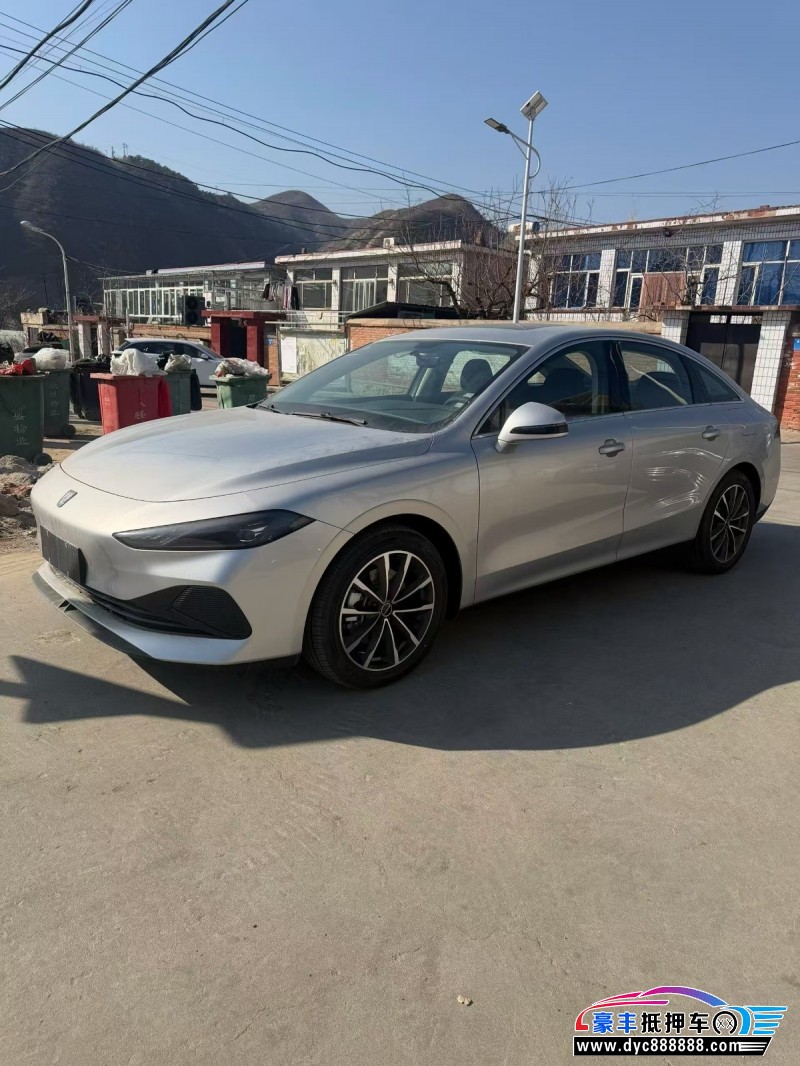 26年荣威D7轿车抵押车出售