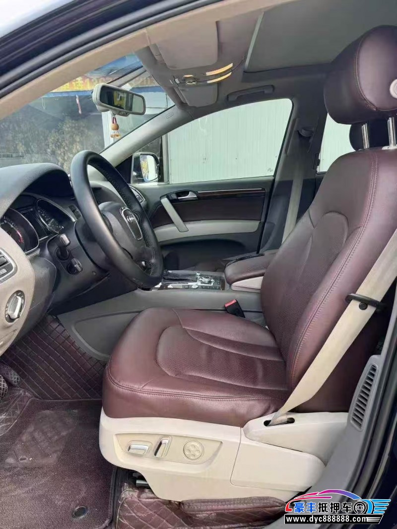 11年奥迪Q7轿车抵押车出售