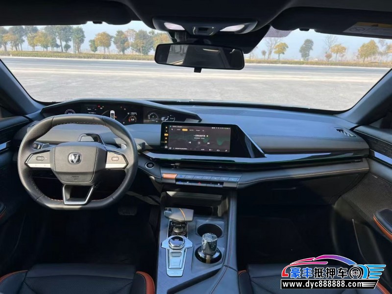 23年长安长安UNI轿车抵押车出售