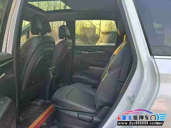 23年上汽大通G50轿车抵押车出售