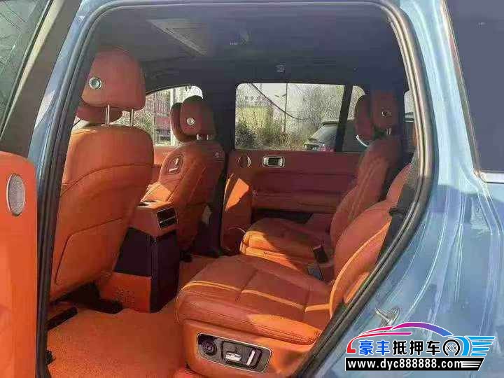 22年理想L9轿车抵押车出售