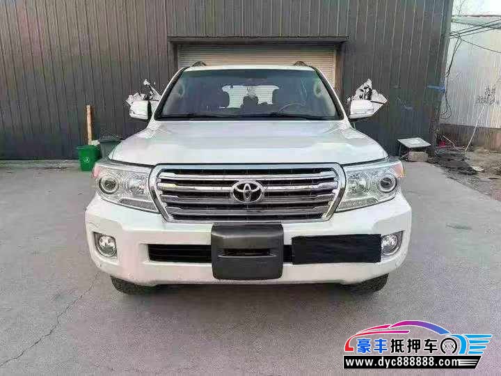 15年丰田兰德酷路泽（陆巡）轿车抵押车出售