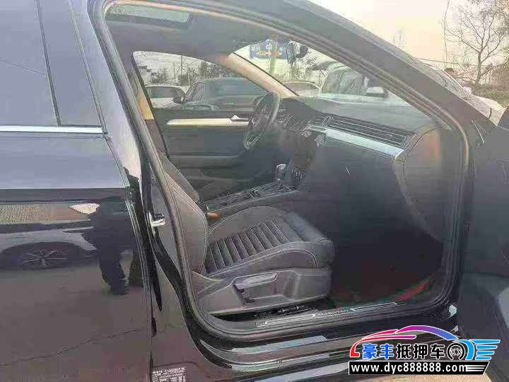 24年大众迈腾轿车抵押车出售