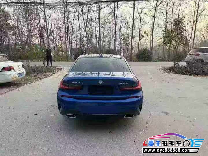 21年宝马3系轿车抵押车出售
