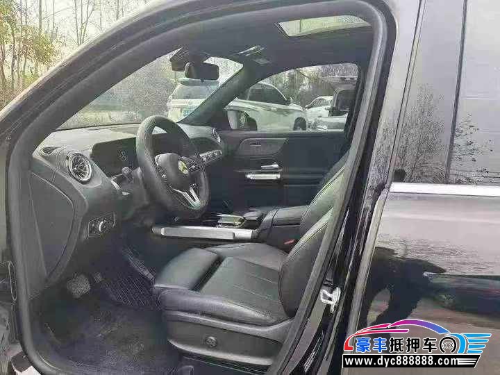 22年奔驰GLB轿车抵押车出售