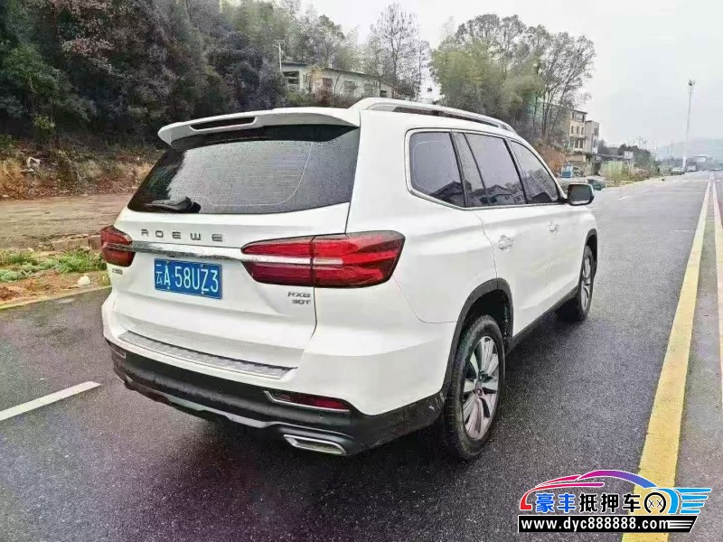 23年荣威RX8轿车抵押车出售