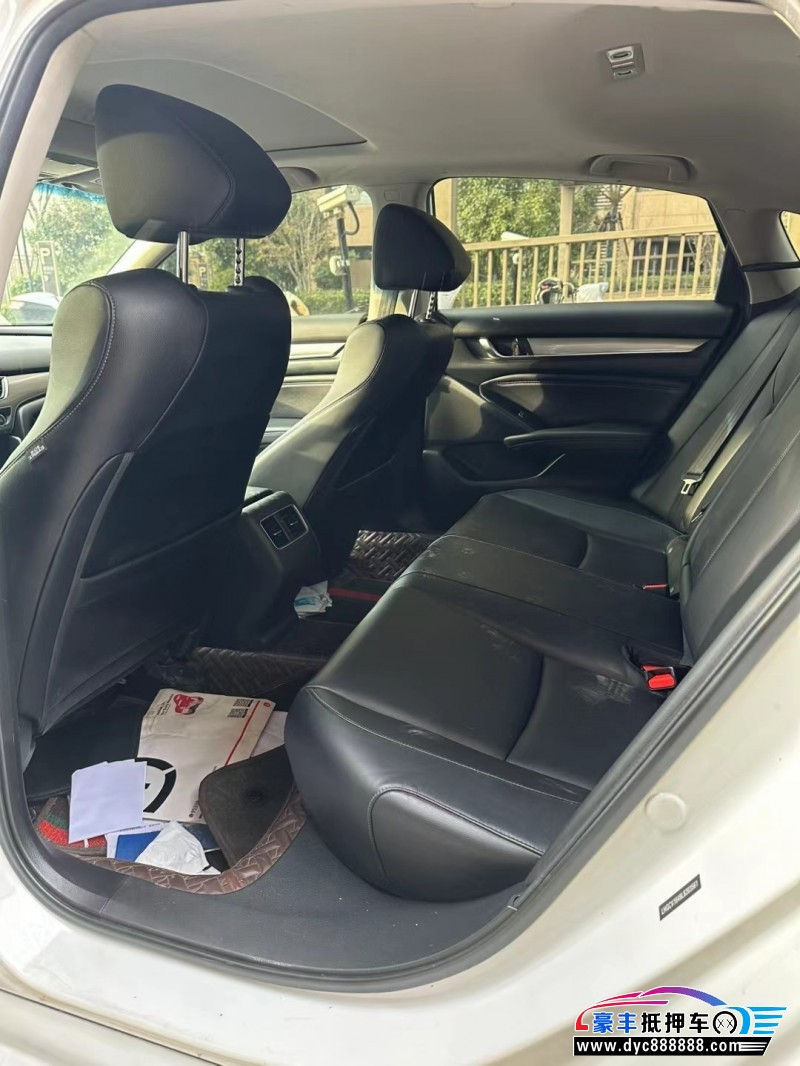 20年本田雅阁轿车抵押车出售