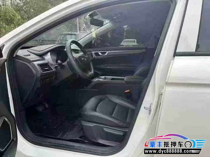 24年吉利帝豪EV轿车抵押车出售