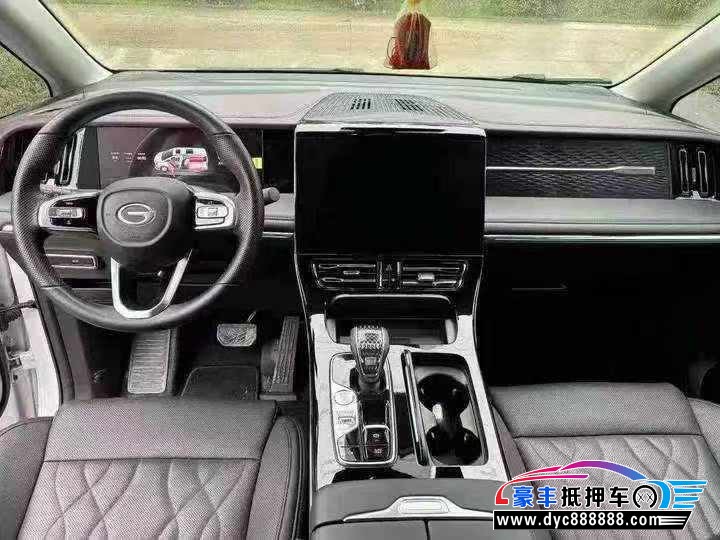 23年传祺M8轿车抵押车出售