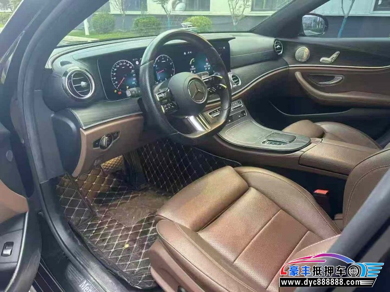21年奔驰E轿车抵押车出售