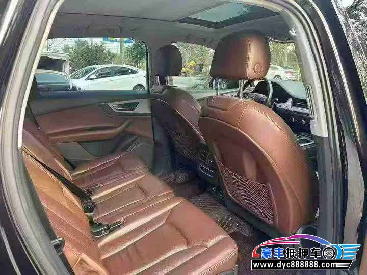 18年奥迪Q7轿车抵押车出售