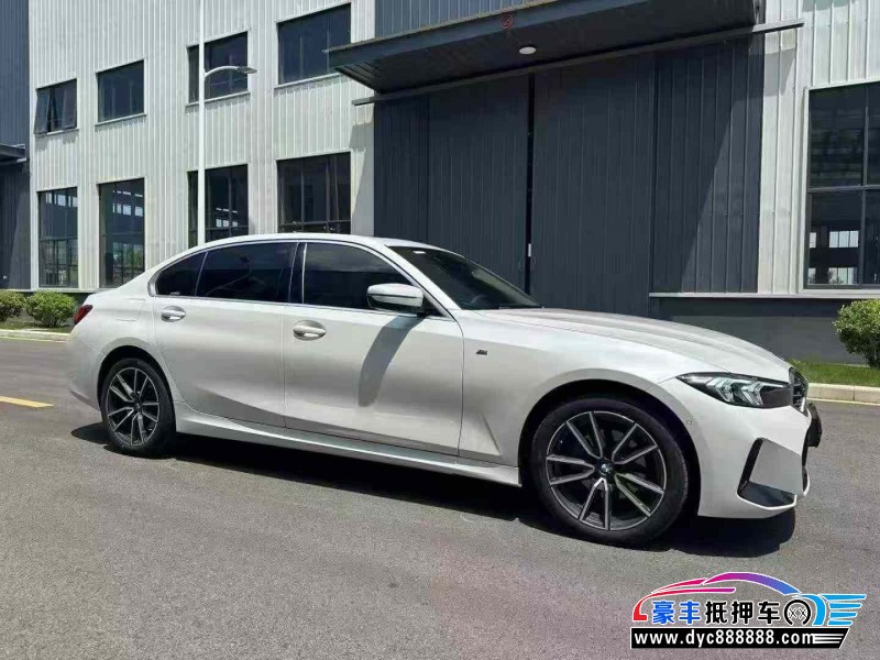 24年宝马3系轿车抵押车出售