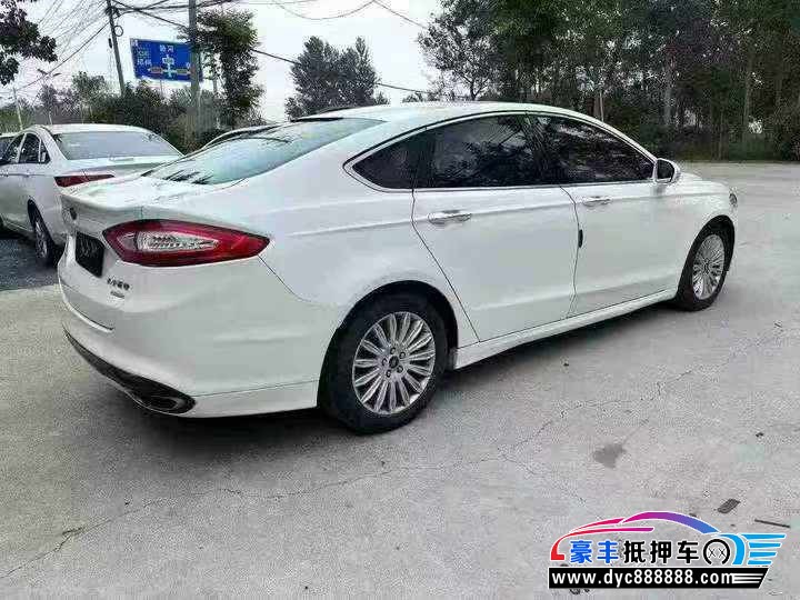 15年福特蒙迪欧轿车抵押车出售