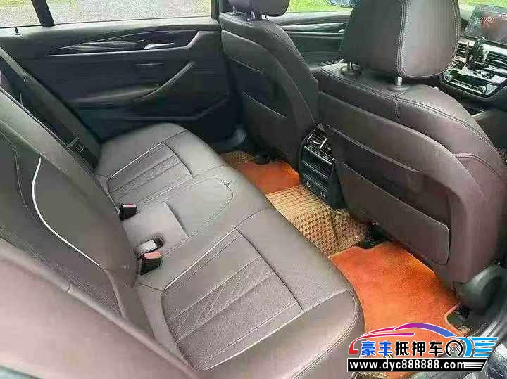 21年宝马5系轿车抵押车出售
