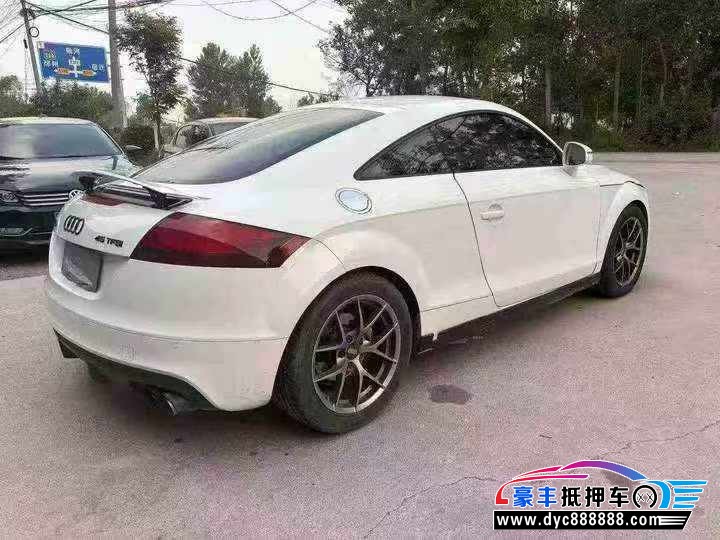 12年奥迪TT轿车抵押车出售