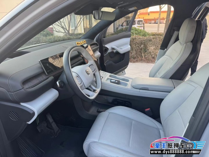 24年蔚来ES6轿车抵押车出售