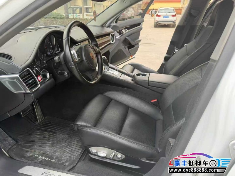 17年保时捷帕纳梅拉轿车抵押车出售