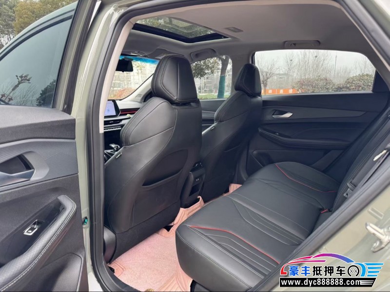 22年吉利缤瑞轿车抵押车出售