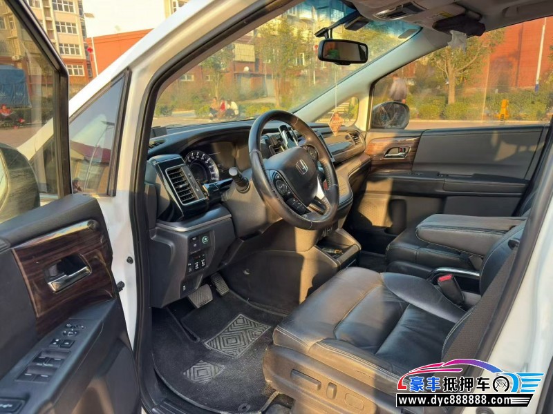 17年本田艾力绅MPV抵押车出售