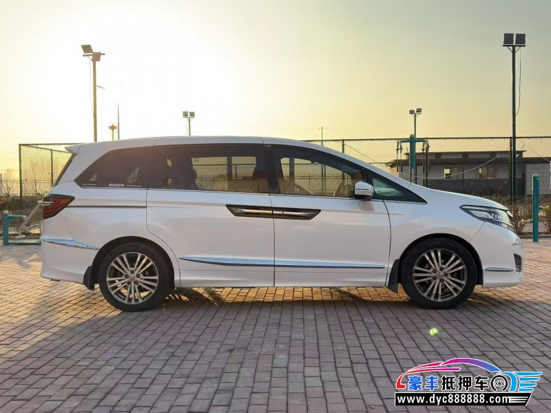 17年本田艾力绅MPV抵押车出售