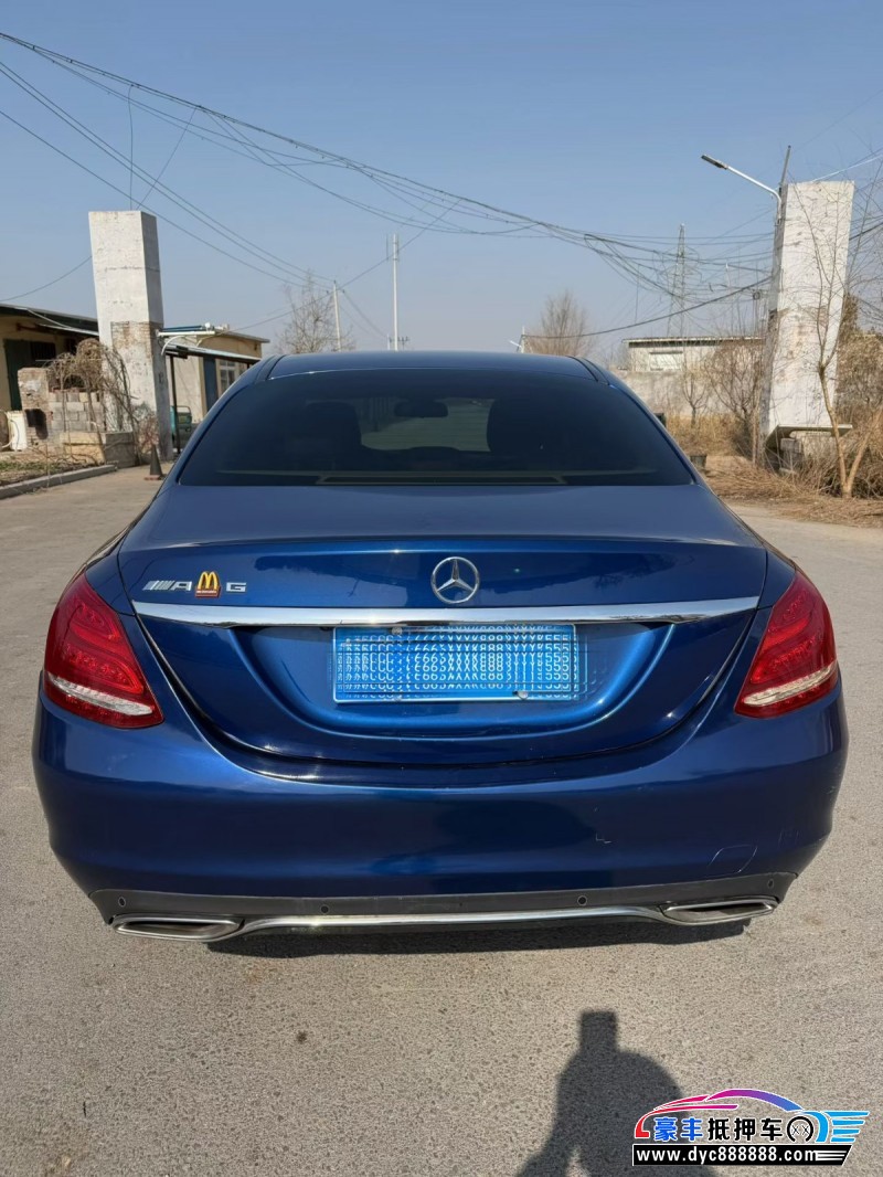 17年奔驰C轿车抵押车出售