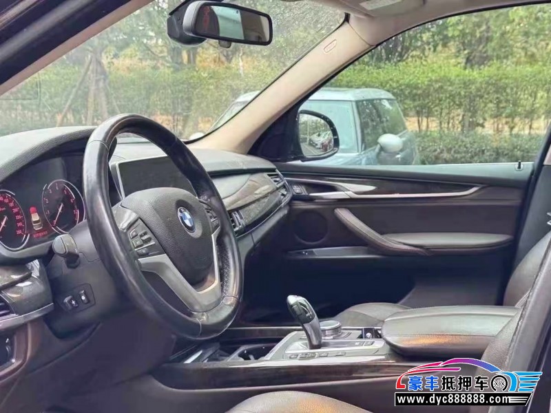 19年宝马X5轿车抵押车出售