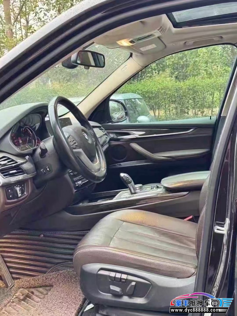 19年宝马X5轿车抵押车出售