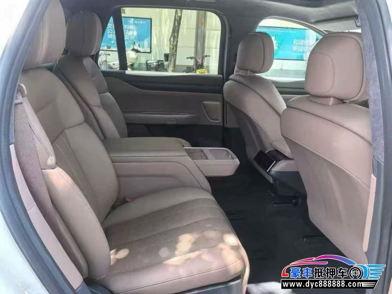 24年蔚来ES8轿车抵押车出售