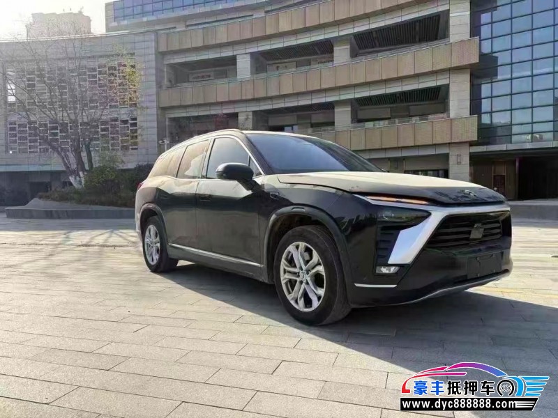 22年蔚来ES8轿车抵押车出售