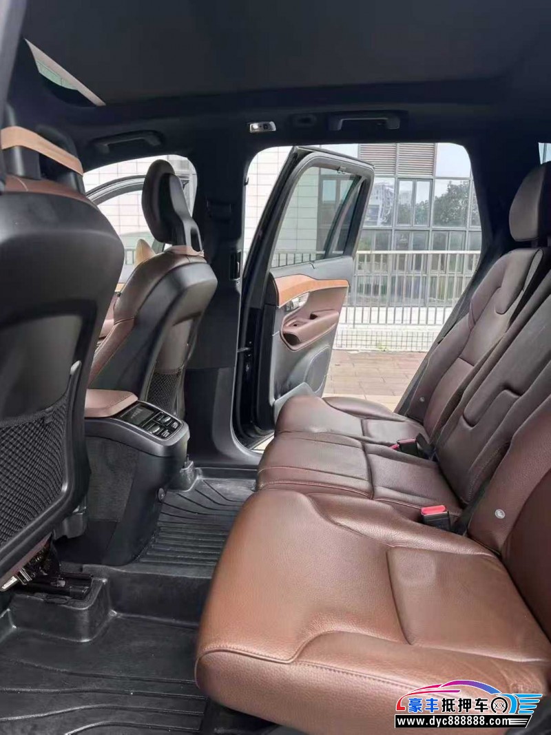 21年沃尔沃XC90轿车抵押车出售