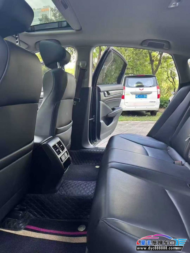 22年本田雅阁轿车抵押车出售