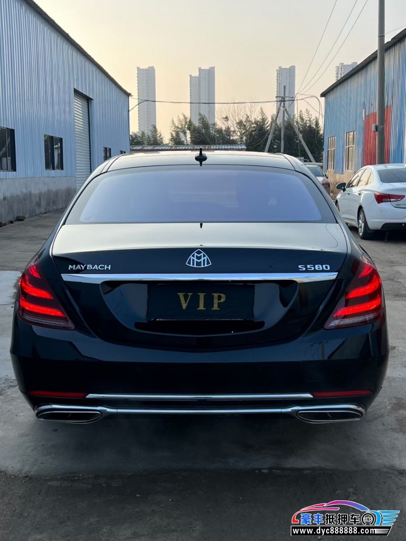 16年奔驰迈巴赫S级轿车抵押车出售