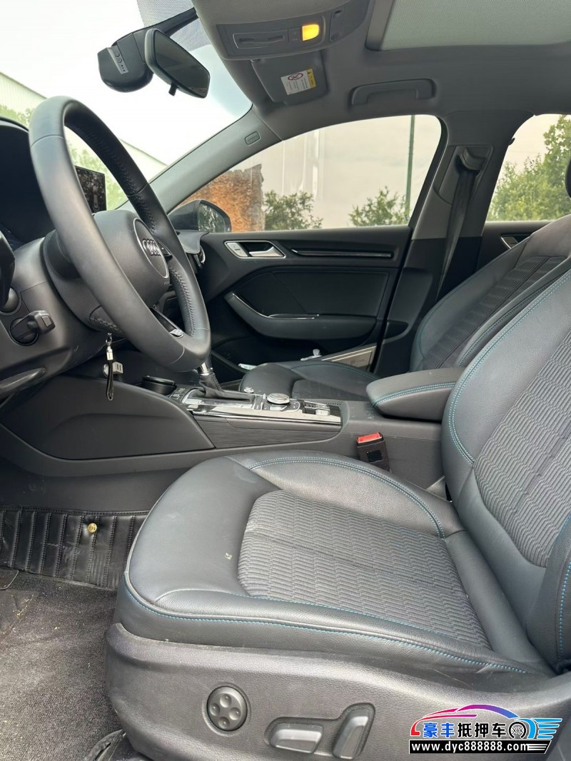 21年奥迪A3轿车抵押车出售