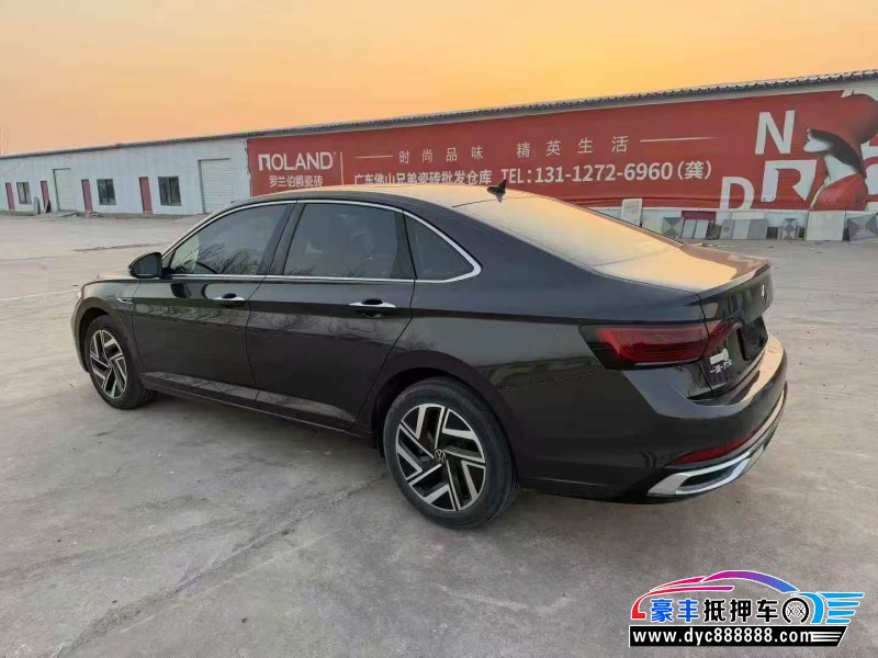 23年大众速腾轿车抵押车出售