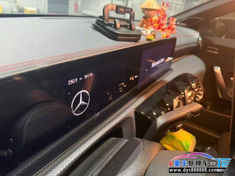 22年奔驰CLA轿车抵押车出售