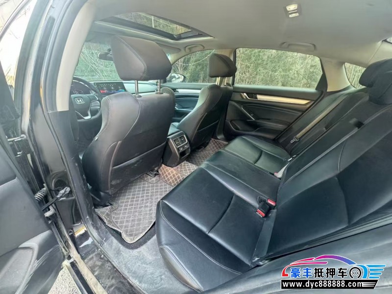 21年本田雅阁轿车抵押车出售