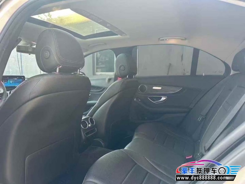 20年奔驰C轿车抵押车出售