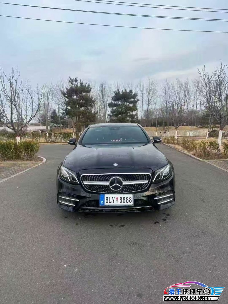 17年奔驰E轿车抵押车出售
