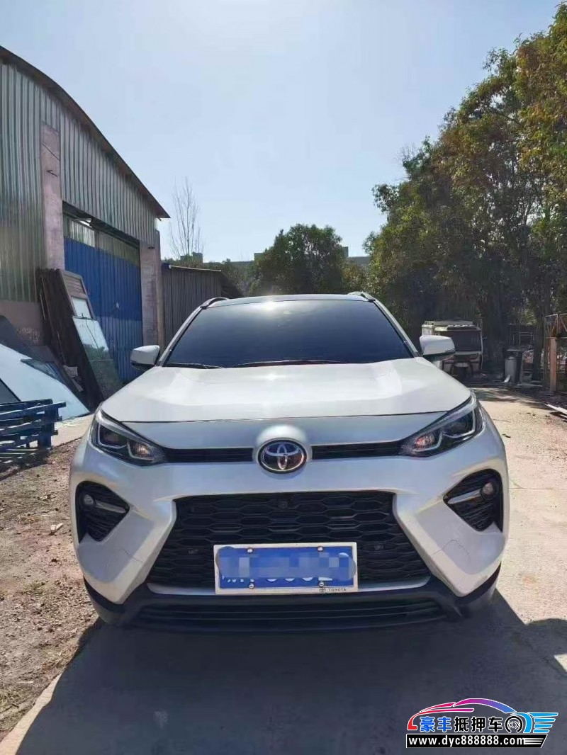 抵押车出售24年丰田威兰达轿车