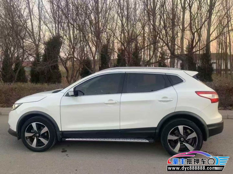 17年日产逍客轿车抵押车出售