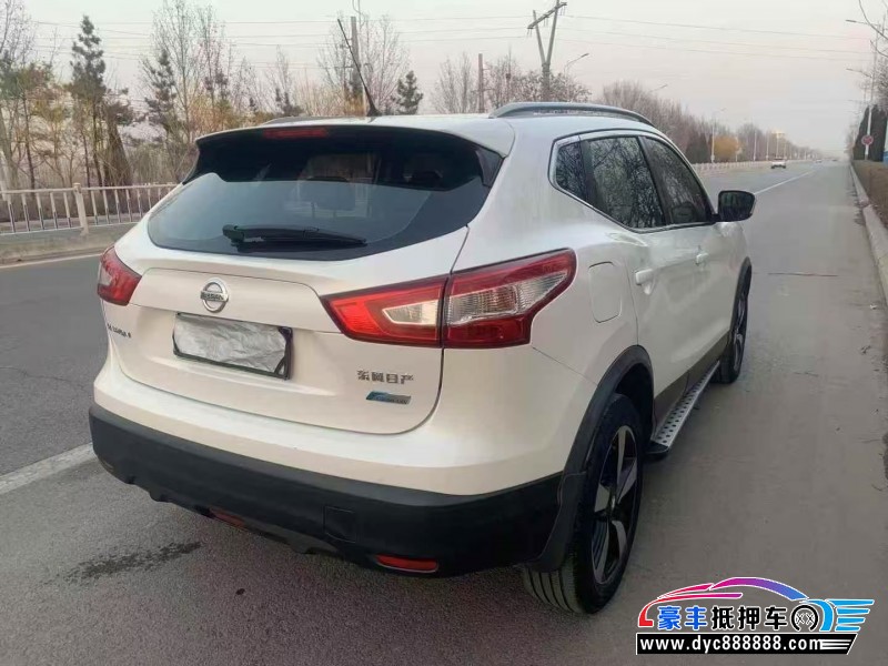 17年日产逍客轿车抵押车出售