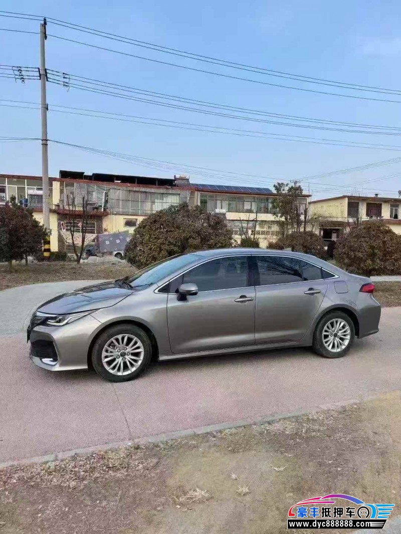 22年丰田亚洲狮轿车抵押车出售