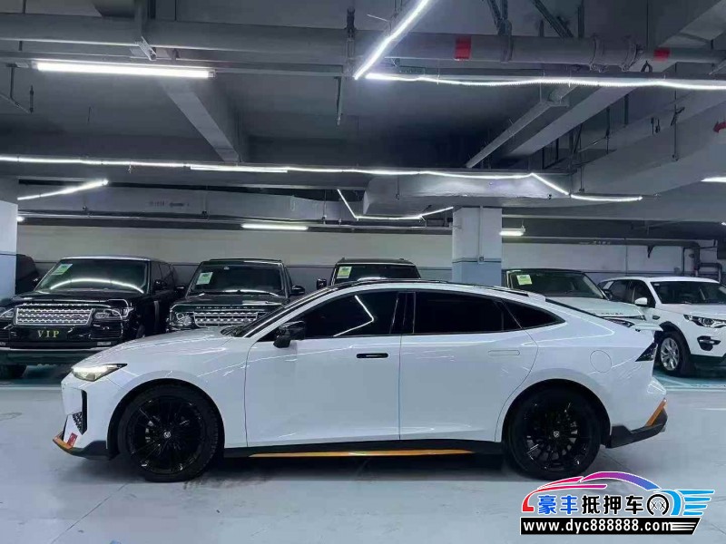 25年长安长安UNI轿车抵押车出售