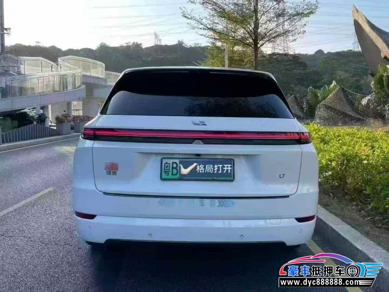 25年理想L7轿车抵押车出售