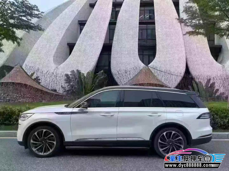 22年林肯飞行家轿车抵押车出售