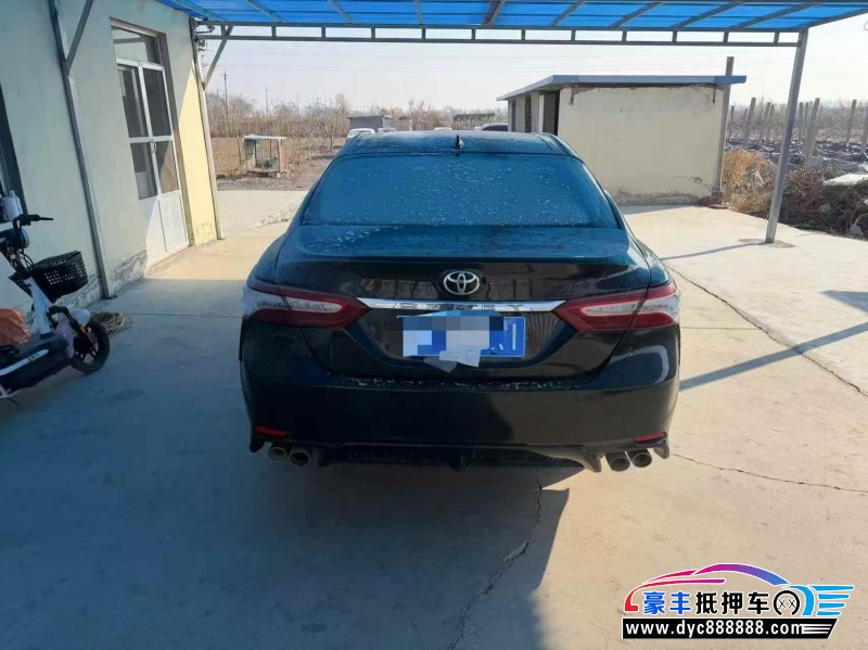 22年丰田凯美瑞轿车抵押车出售