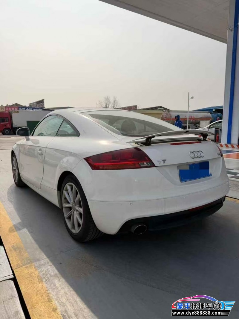 12年奥迪TT轿车抵押车出售