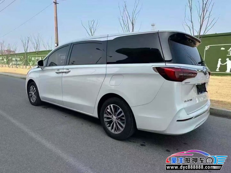 20年别克GL8轿车抵押车出售