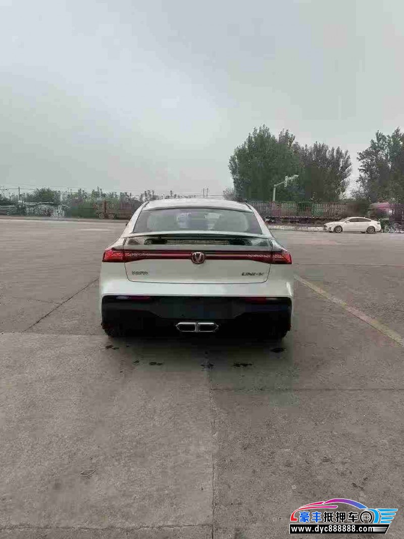 25年长安长安UNI轿车抵押车出售